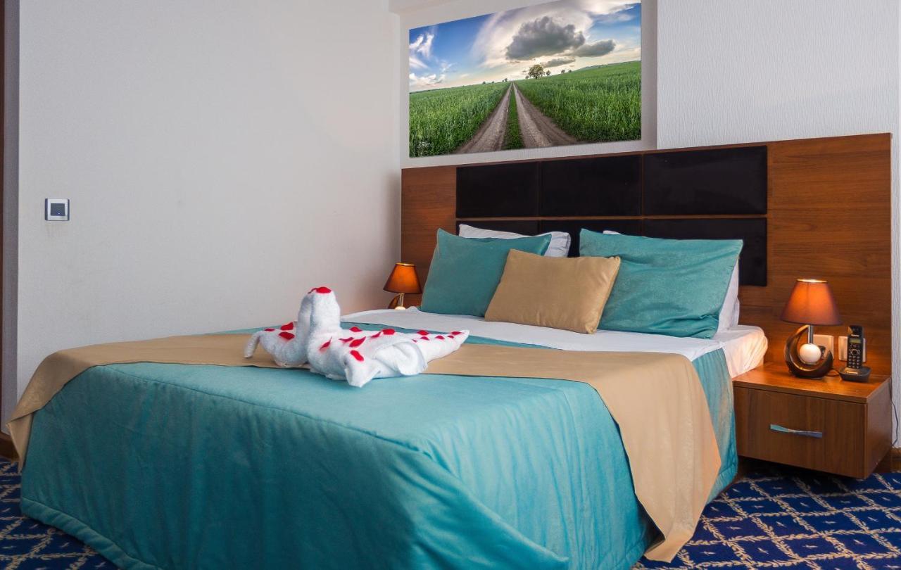 Demir Yol Plaza Hotel Baku Extérieur photo