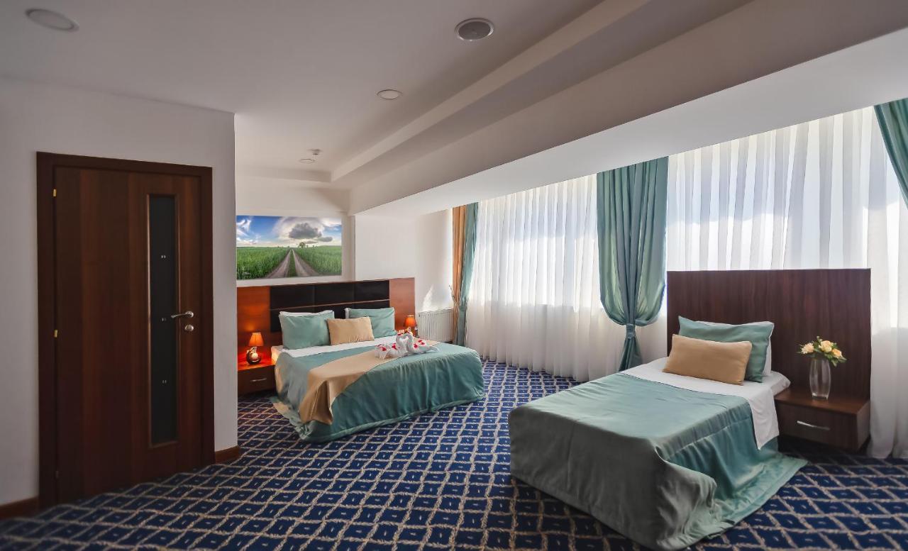 Demir Yol Plaza Hotel Baku Extérieur photo
